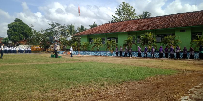 UPACARA PERINGATAN HARI PAHLAWAN