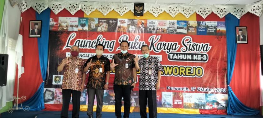 LAUNCHING BUKU KARYA SISWA KE-3